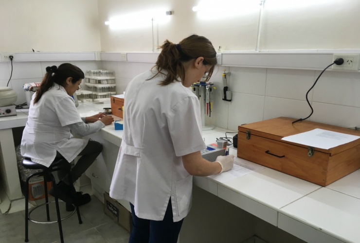 Es el primer y único laboratorio del país habilitado por Senasa para diagnosticar estas patologías.