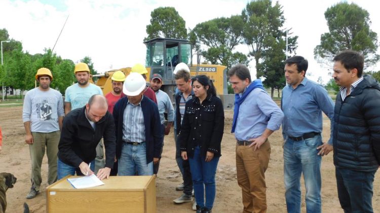 Comenzaron las tareas para el nuevo espacio de recreación en San Jerónimo