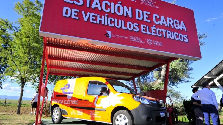 San Luis cuenta con otra Estación de Carga de Vehículos Eléctricos y un nuevo Centro de Monitoreo