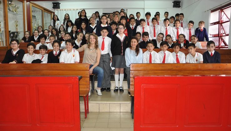 La ministra Calderón brindó una charla a alumnos del Instituto “Santo Tomás de Aquino”