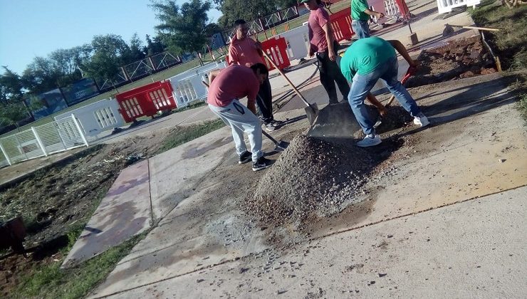 Nivelaron el suelo y rellenaron el pozo del Parque “La Cerámica”