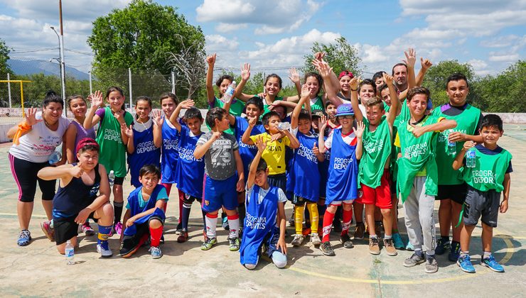 El “Abrazo Futbolero” llegó al interior provincial