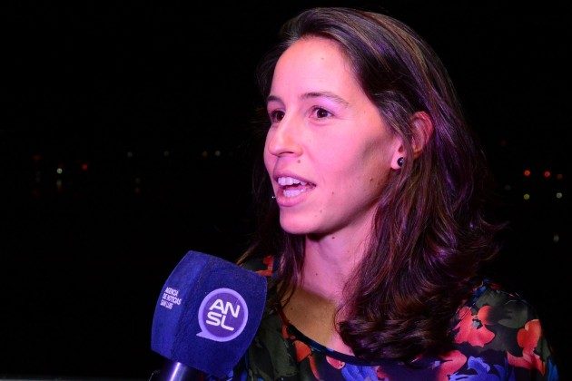 Sofía Maccari brindará una capacitación de hockey en el “Ave Fénix”