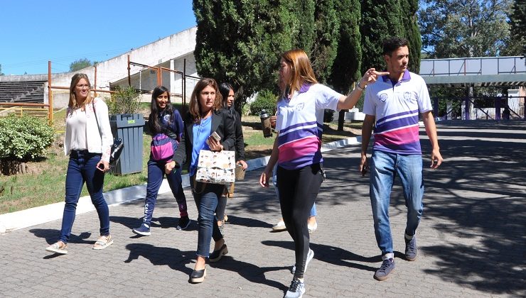 Coordinan acciones para la puesta en marcha de la Escuela Generativa “Ave Fénix”