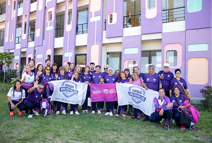 La delegación de San Luis ya viaja rumbo a Bariloche para competir en los Juegos Nacionales Evita Adultos Mayores.