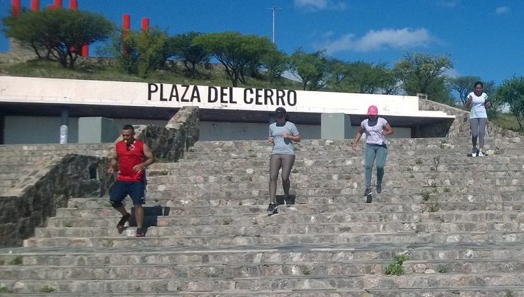 La Plaza del Cerro sigue convocando a deportistas