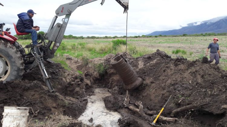 Mejora la distribución de agua de riego en el departamento Ayacucho