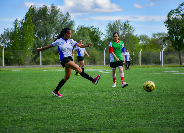 Con partidos de fútbol, continúan los Juegos Deportivos de Servidores Públicos.