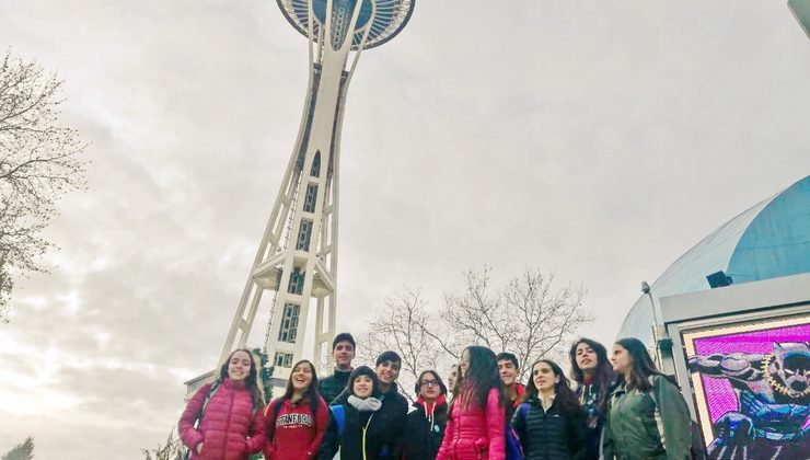 Los Mega Programadores visitaron la fábrica de Aviones Boeing y la Space Needle