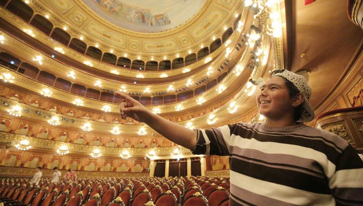 Alumnos de tres escuelas de parajes de San Luis conocerán el Teatro Colón