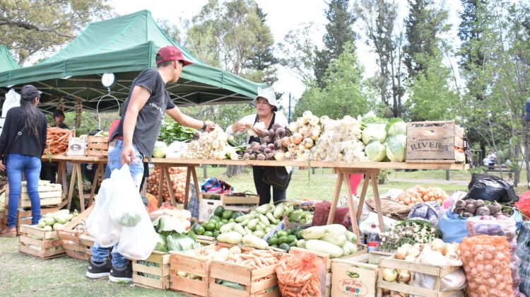 La Feria de Pequeños y Medianos Productores cierra un exitoso año con más de 500 expositores