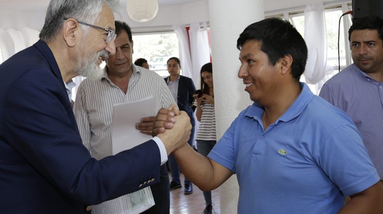 La mano solidaria del Gobierno llegó para más comerciantes de Junín