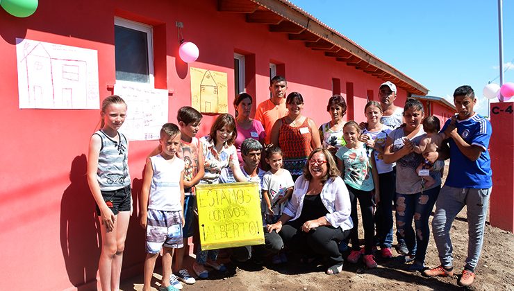 Seis familias de Concarán disfrutarán de las fiestas en la casa propia