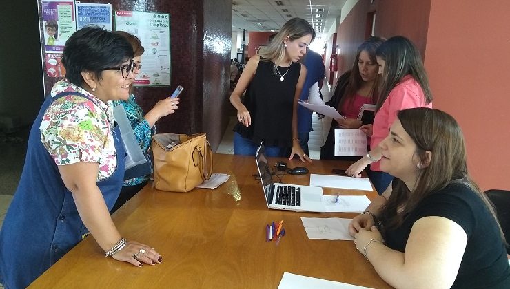 Personal del Ministerio de Educación atendió consultas de docentes