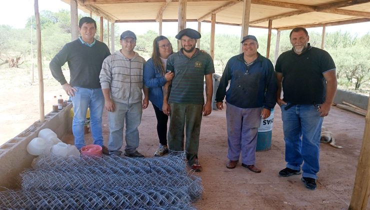 El Gobierno provincial asistió a dos productores avícolas