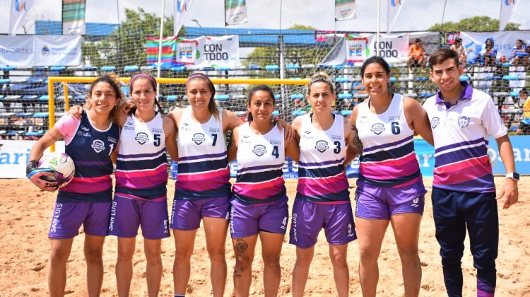 San Luis regresó de los Juegos Evita de Playa con tres medallas y un reconocimiento