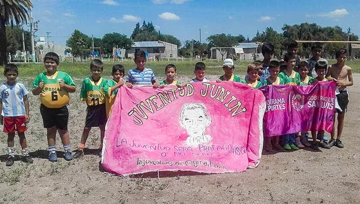 El “Abrazo Futbolero” pasó por el departamento Junín