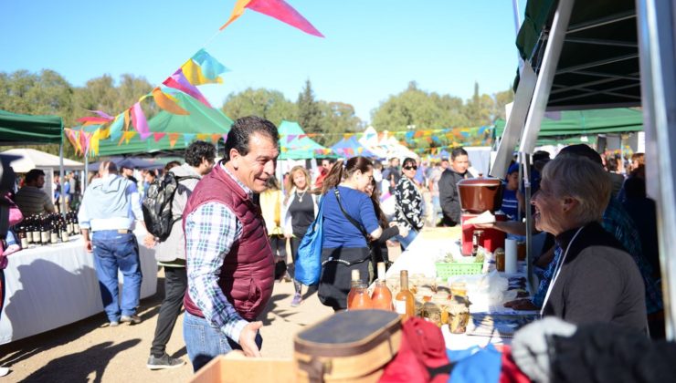 “Con la feria buscamos generar trabajo y que la gente adquiera productos a un precio accesible”