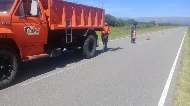 Ruta N° 6: desmalezado y bacheo entre Villa Larca y Autopista de los Comechingones