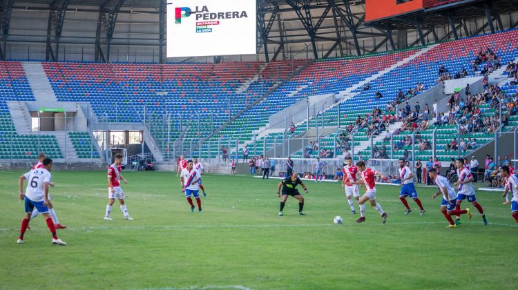 La Pedrera vive emocionantes partidos de fútbol que los visitantes disfrutan