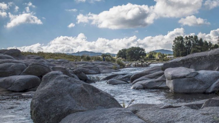 Pronostican dos jornadas de calor y lluvias para el miércoles