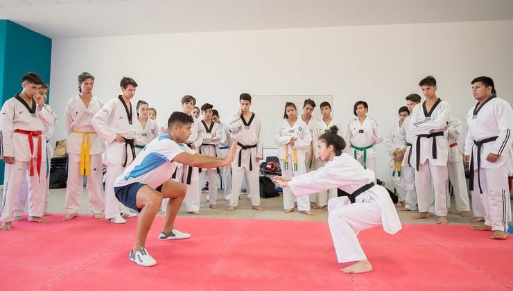 Finalizó la clínica de entrenamiento de los talentos nacionales de taekwondo en el Campus