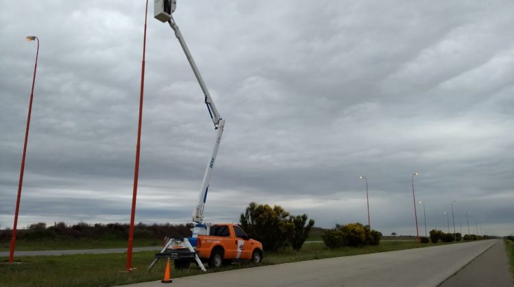 Realizan obras que mejoran el servicio a los usuarios de las autopistas provinciales