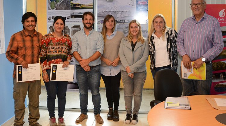 Entregaron los premios a los ganadores del concurso de ideas Portales de los Lagos