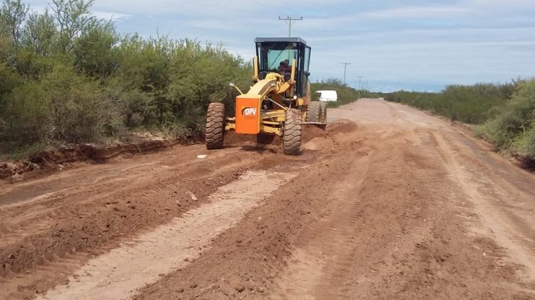 Realizan el mantenimiento de la ruta provincial N° 16B