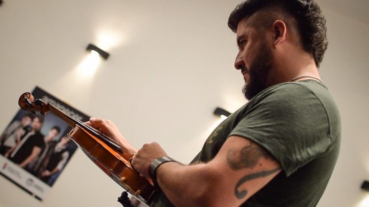 Comenzó el curso de violín dictado por Franco Pinto