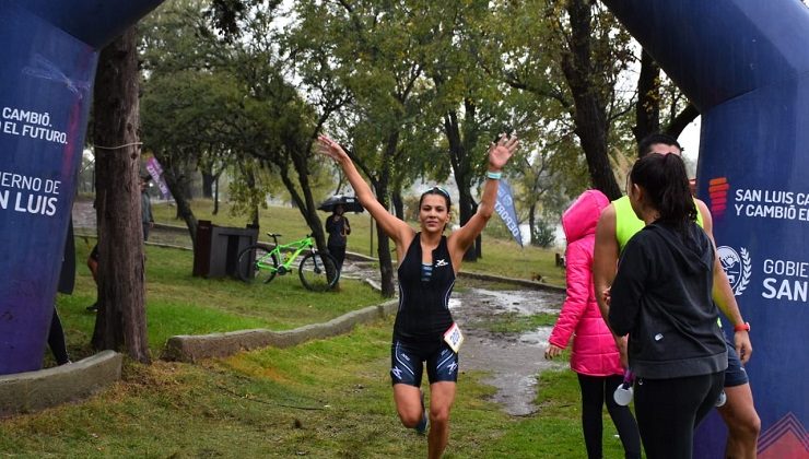 Con un mensaje solidario, se realizó un triatlón en La Florida