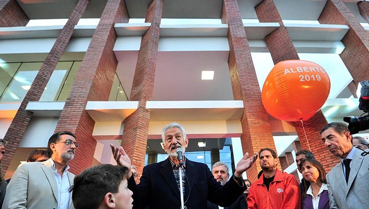 El discurso del Gobernador en la inauguración del nuevo edificio municipal de Tilisarao