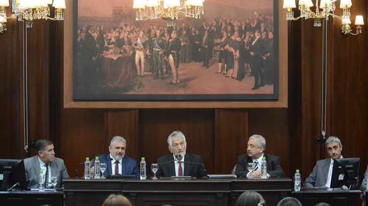 El Gobierno provincial sigue conteniendo a los sectores más vulnerables
