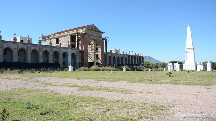 El Gobierno provincial completará la obra del Hotel La Recova