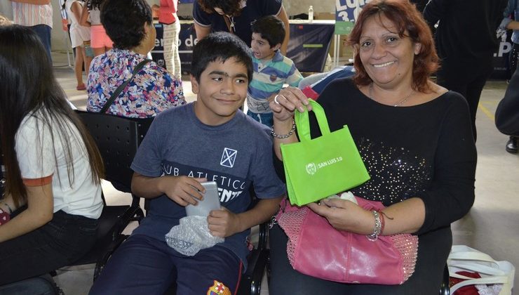 Esta semana recibirán su dispositivo niños y jubilados de El Trapiche, Luján, La Toma y Villa Mercedes