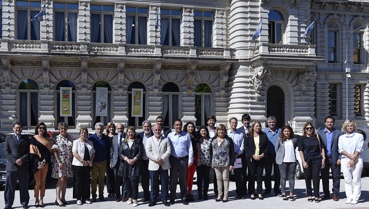 La ministra Paulina Calderón participó de una nueva asamblea del Consejo Federal de Educación