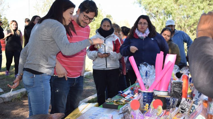 El ministro Berardo visitó a beneficiarios de Inclusión Social del Parque IV Centenario