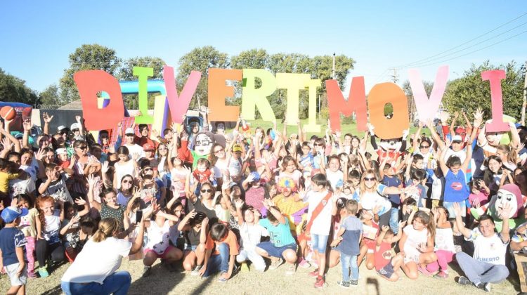 “Divertimóvil” llenó de alegría y juegos la tarde de Villa Mercedes