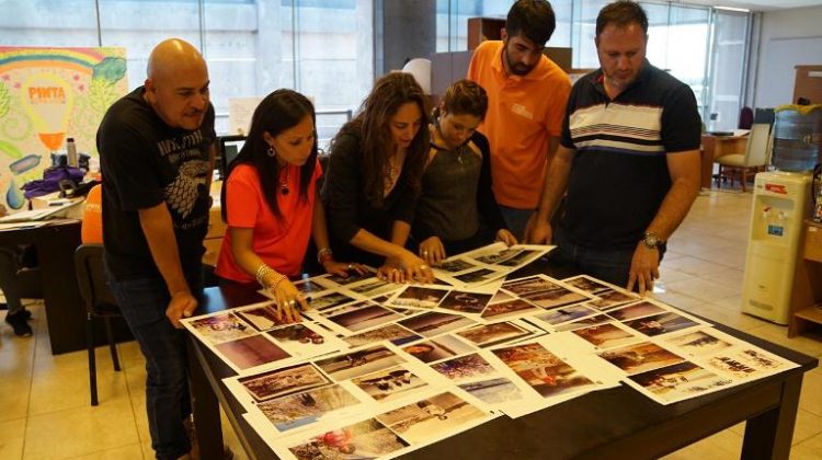 Postales Familiares: eligieron las fotos que votará la gente