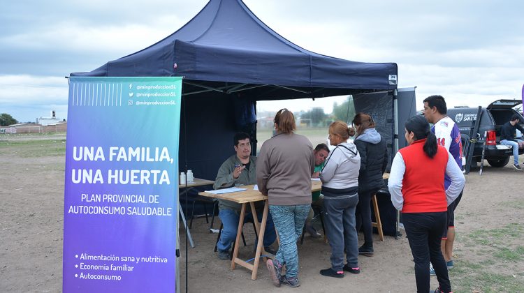 Notable aceptación del Plan “Una familia, una huerta” en los vecinos del sur capitalino