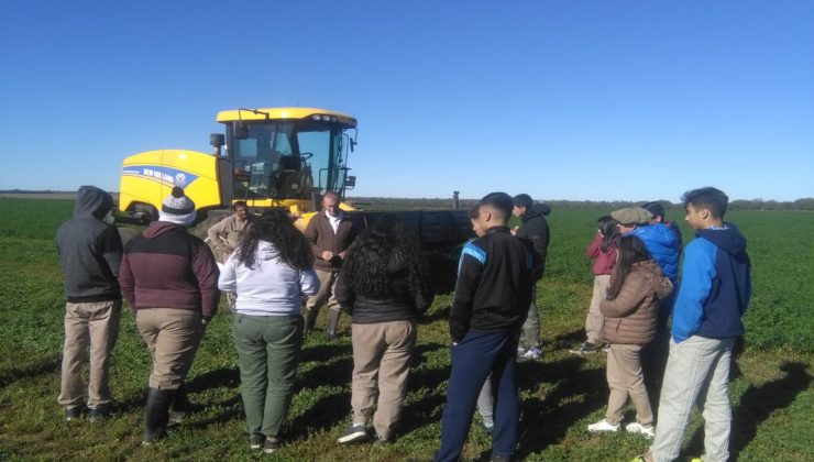 Alumnos de las agrotécnicas suman experiencia en campo