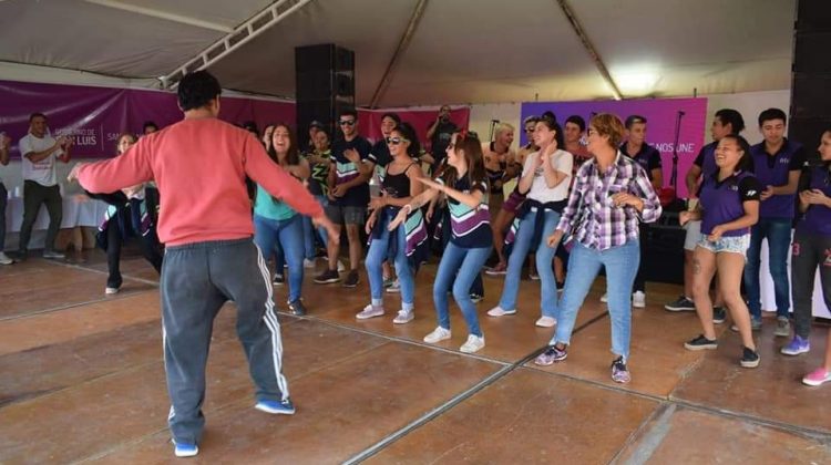 Una multitud participó de las propuestas del Programa Juventud en Villa de la Quebrada y Renca