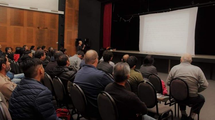 Realizaron la sexta clase del curso de instalación de energías fotovoltaicas