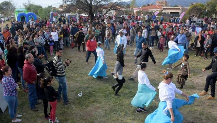 Festejos por el Día de la Patria en la ciudad de La Punta