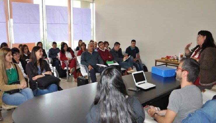 Nueva reunión informativa para la elaboración del Diseño Curricular de Educación Secundaria para Jóvenes