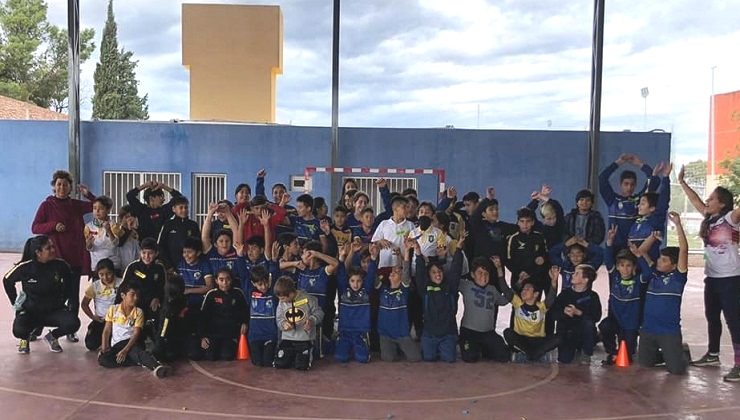 Estudiantes de las escuelas generativas “Academia Auriazul” y “GEPU” compartieron un encuentro de intercambio