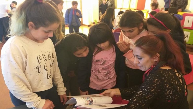 La Escuela Generativa “La Nueva Tribu” presentó su diario escolar