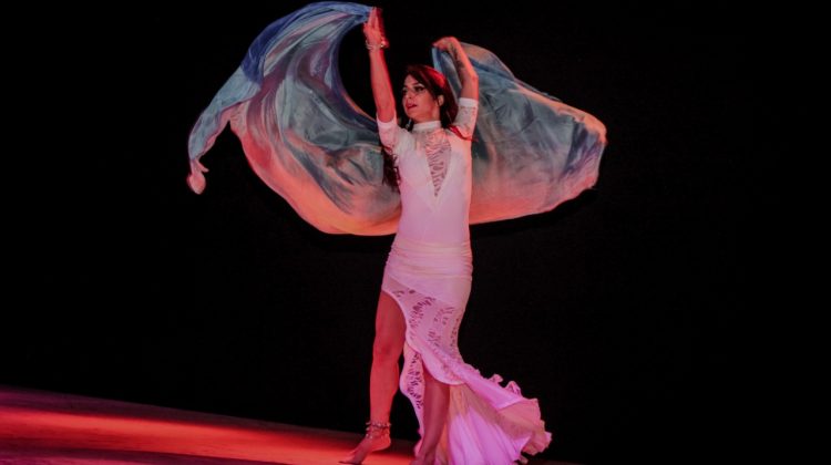 Noche de gala con la bailarina internacional Shahdara en el “Molino Fénix”