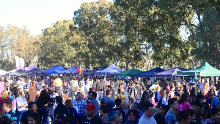 La feria que llegó al corazón de los puntanos celebra su primer aniversario