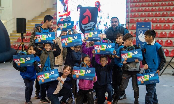 Más chicos recibieron tabletas y notebooks en Villa Mercedes